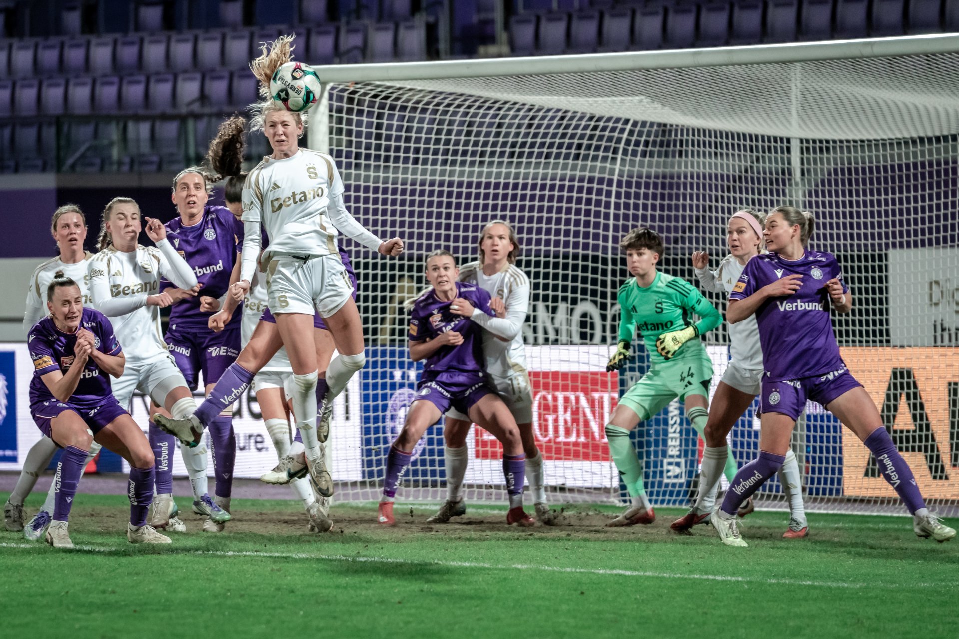 FK Austria Wien vs. Sparta Prag – Fußball