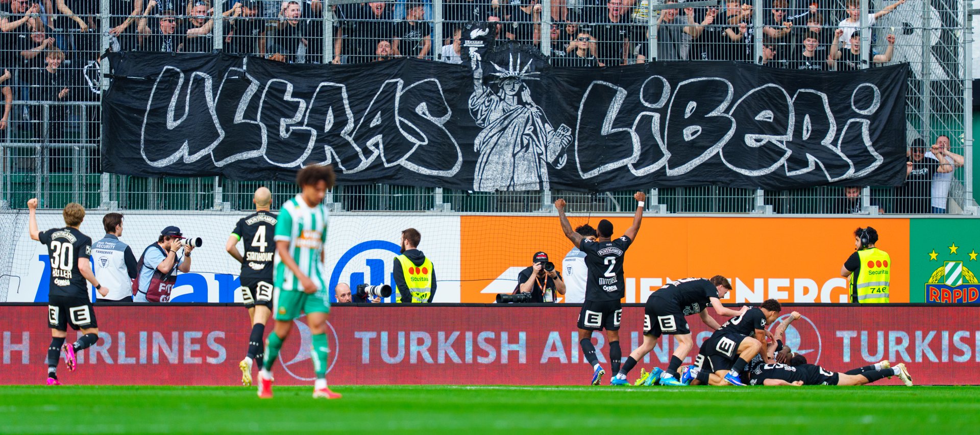 Sturm Graz gewinnt Topspiel bei Rapid und baut Tabellenführung aus – Fußball