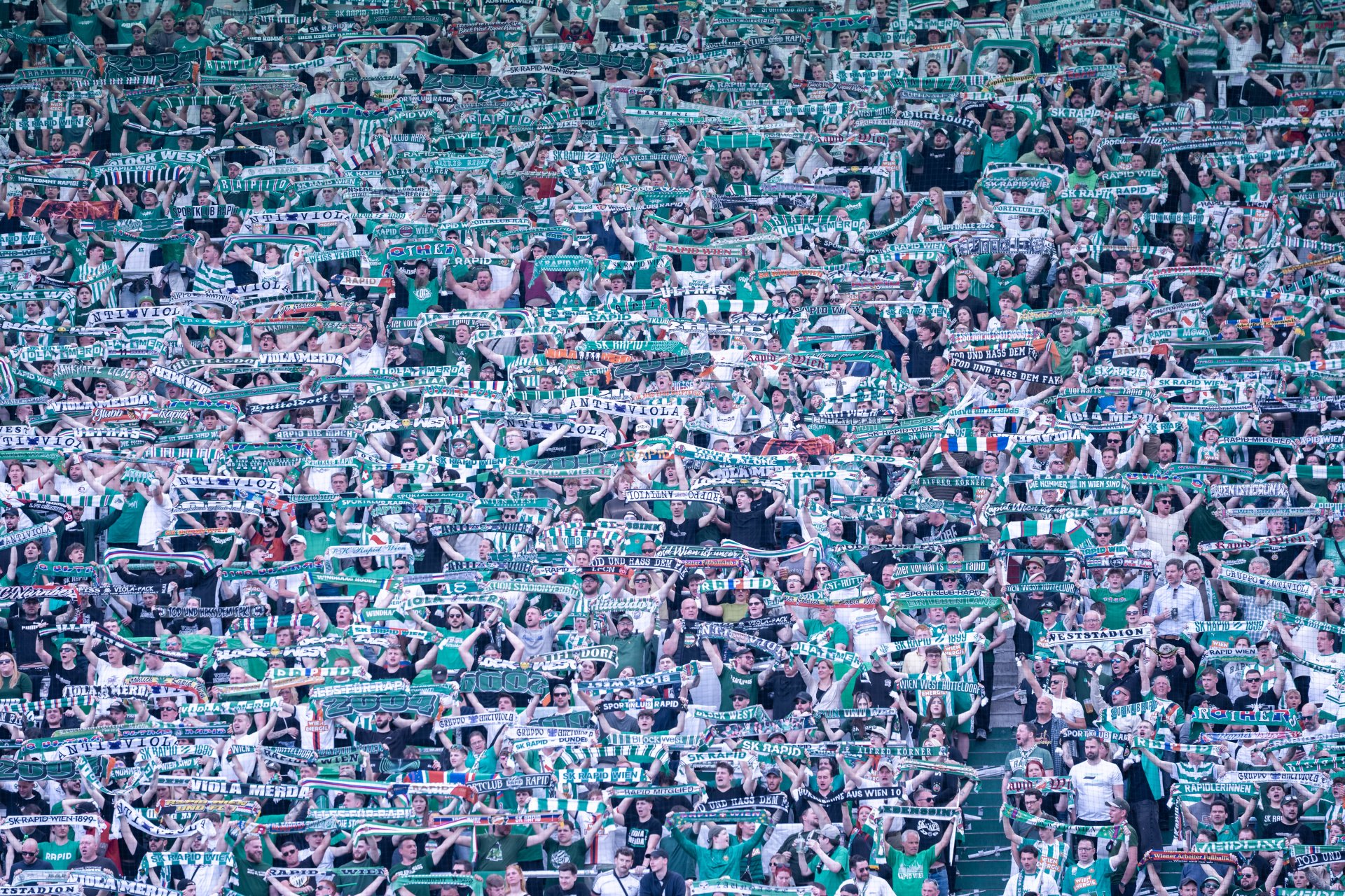 Bild zum Bericht „Austria entscheidet 350. Wiener Derby für sich“ – GRIPcapture